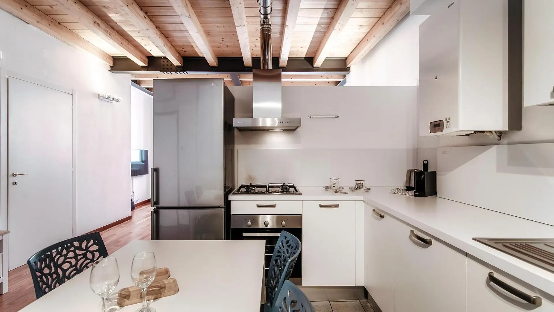 Calicantus Apartments Apollo Комо Италия